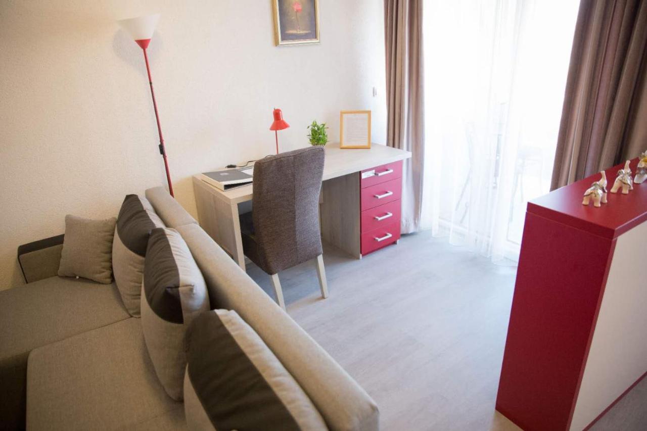China Town Prenociste 2* Belgrad
