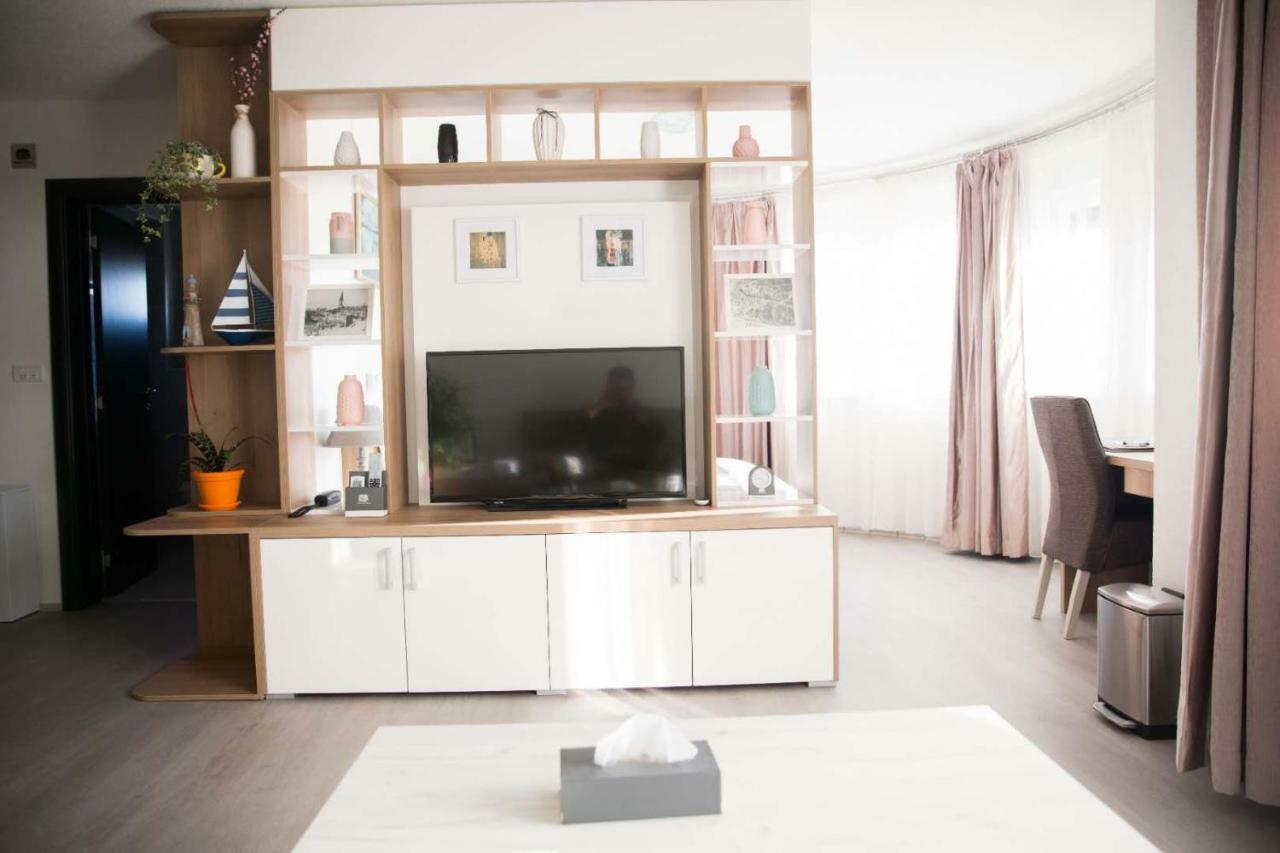 China Town Prenociste Hotell